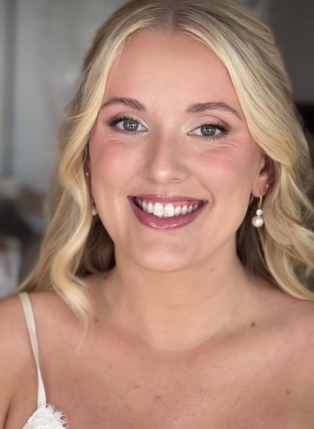 Chelsea Elizabeth Beauty - 1