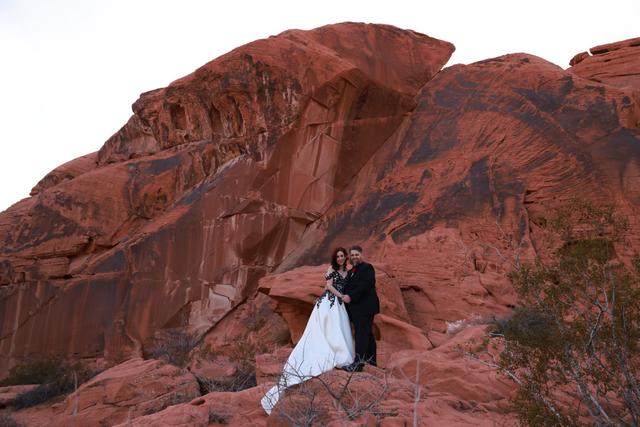 Scenic Las Vegas Weddings and Photography - 1