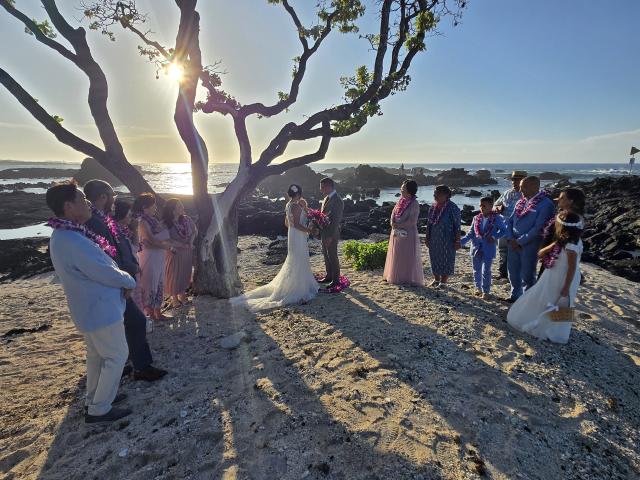 Simple Kona Beach Weddings - 3