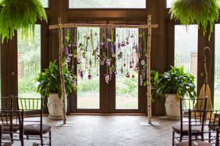 Fleur De Lis Florist - 80