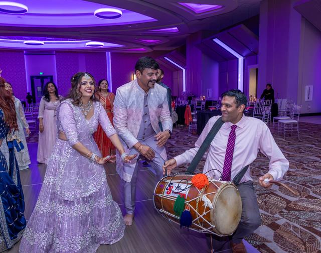 DJ Khiladi / Swara Sagar - 1