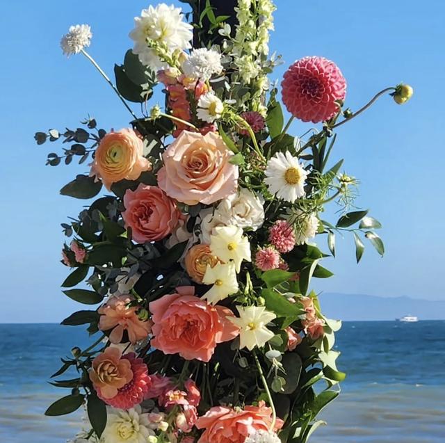 Twisted Twig Fine Florals - 1