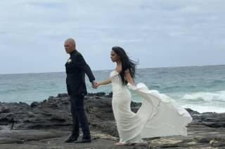 Just Married Hawaii - 6