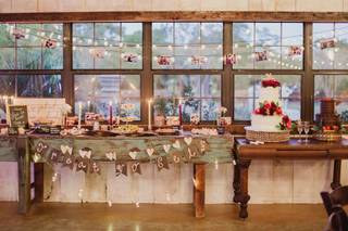 Sensibly Chic Weddings - 14