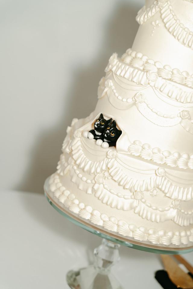 Treats & Sweets Cakery - 1