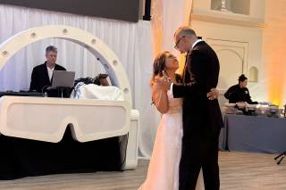 106.1 Kiss FM DJ Michael Blake presents Pro DJ Wedding - 6