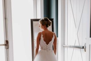 Amanda's Touch Bridal & Formal - 5