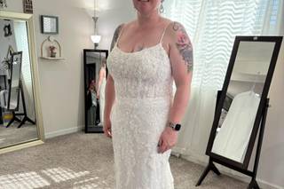Arti's Sewing & Alterations - 25