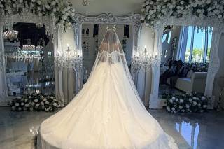 Vanessa Alfaro Bridal & Couture - 13