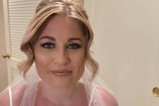Perfect Hair and Makeup - 22