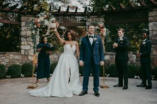 Meet Me at the Altar Wedding Services - 14