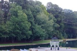 Pristine Chapel Lakeside - 12