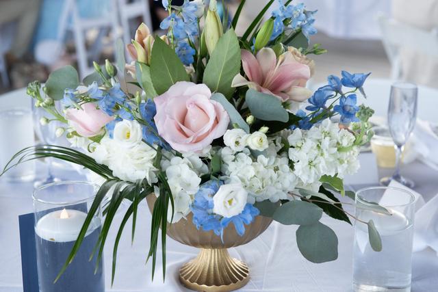 Elegant Bloom Designs - 4