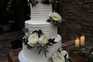 Sweet Moments Dessert Company - 18