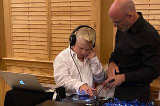 Revolution DJs - 15