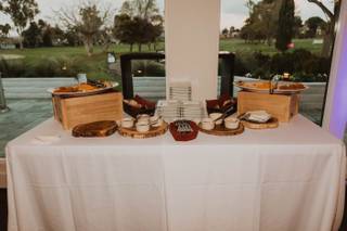 Lakehouse Resort - 10