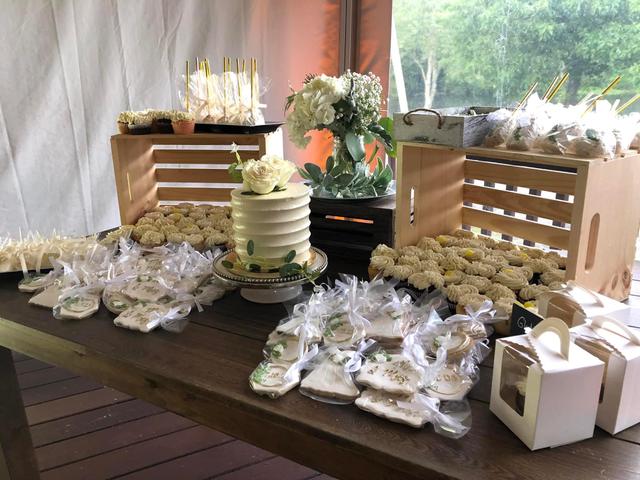 Carina e Dolce, Specialty Cakes & Cookies - 3