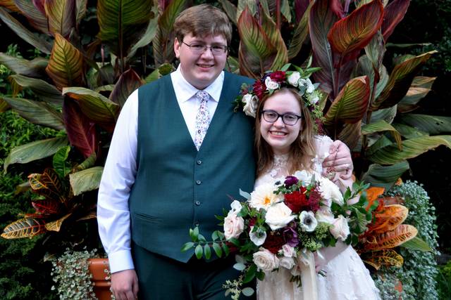 Gilded Grace Floral & Event Design 3