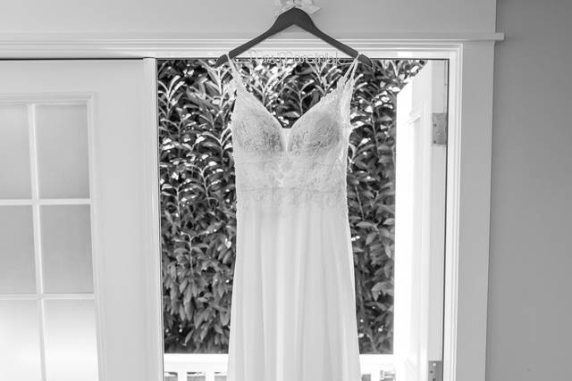 Elegant Touch Bridal & Tuxedo 5