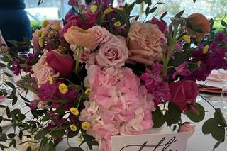 Lucilles Florist - 11