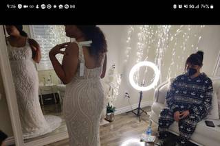 Vanessa Alfaro Bridal & Couture - 41