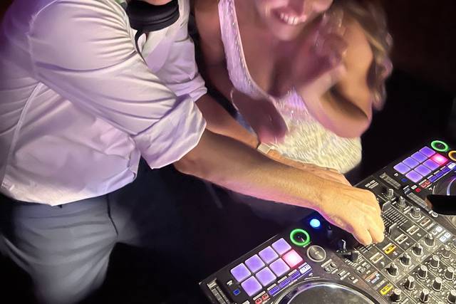 Wildfire DJs 4