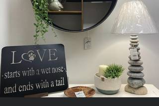 Accents Home Furnishings & Decor - 2