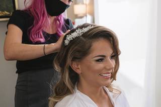 La Sabrina Hair Design - 56