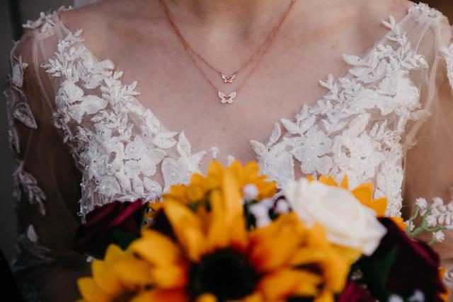 Angela Lynn Photos - 3