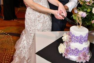 Cakes On The Move - 102