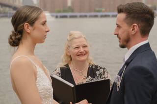 Rev. Annie NYC - Wedding Officiant - 17