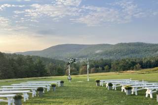 Jeffers Hill Farm Wedding & Events - 11