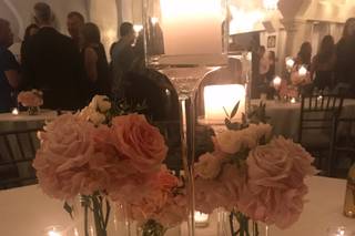 Bruce Wayne Florals - 60
