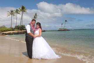 Sweet Hawaii Wedding - 28