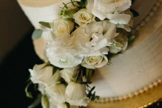 Bloom Custom Cakes - 24