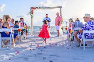 Simple Weddings - 21