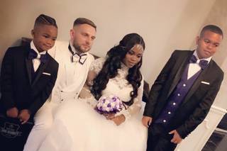 Absolutely Unbelievable Entertainment - 47