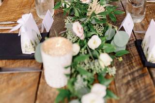 Petal and Bean Floral and Event Planning - 15
