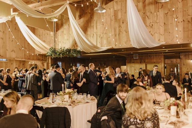 Inn at Manchester Celebration Barn 4