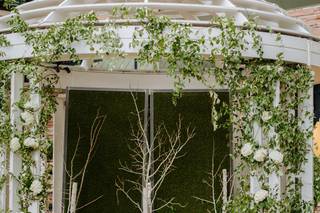 TeeLee Floral and Events - 23