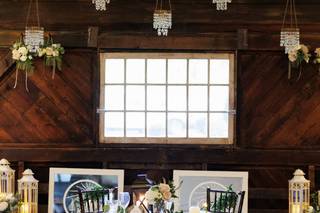 The Old Lantern Inn and Barn - 13