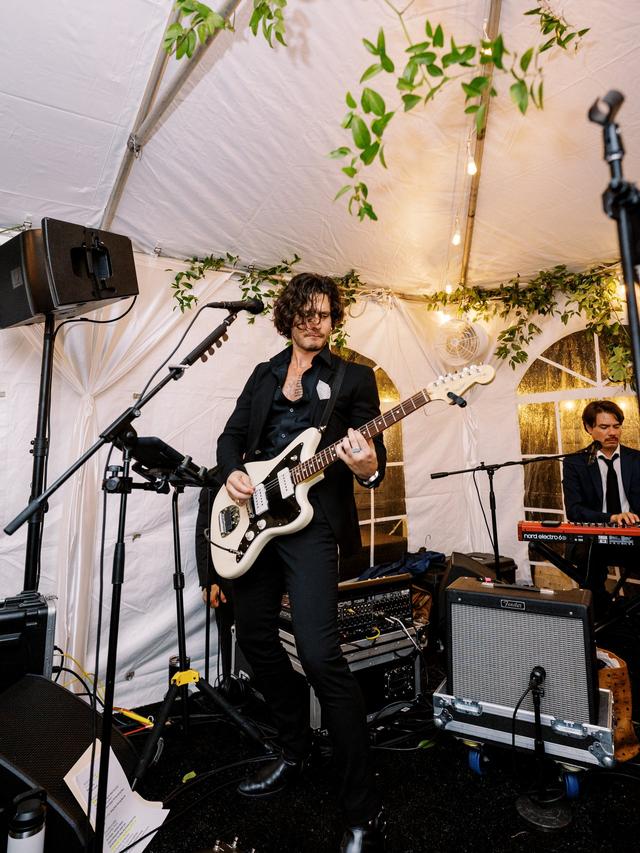 Dexter Lake Club Band - 2
