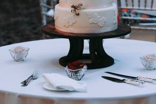 Wedding Cake Art and Design Center - 30