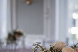White Lotus Floral Design - 21