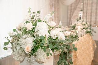 Linens & Flowers Design - 119