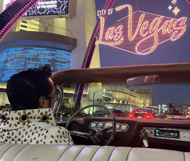 Vegas Elvis - Jesse Garon - 1