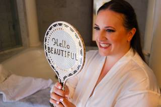 Anaya Beauty Co. - 15