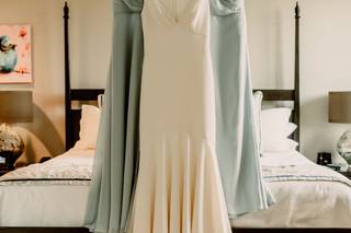 Modern Bride and Formal Shop - 25