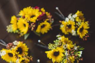 Floral Expressions by Maria & Larry - 13