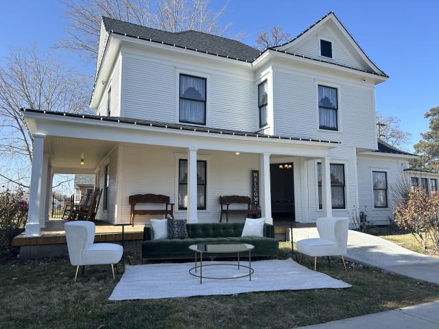 Rustique Rentals & Event Design - 1